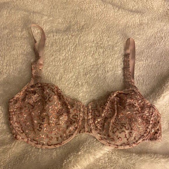 NWOT 2 - Designed for T-shirts, 2 are lace. Basic, beautiful colors. Never worn! - Picture 2 of 8